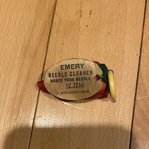 Emery Needle Cleaner with Red and Green Fabric vintage